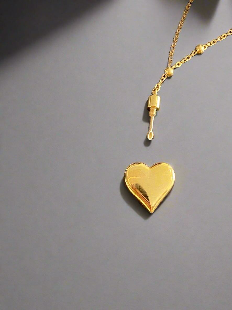 Stash Necklace 1.0 - LDR Inspired Heart