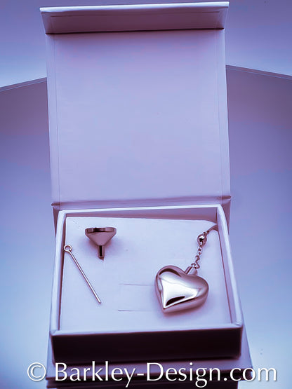 Barkley LDR – Small Heart Pendant Necklace 1.0 | Minimal Coquette Design, Stainless Steel